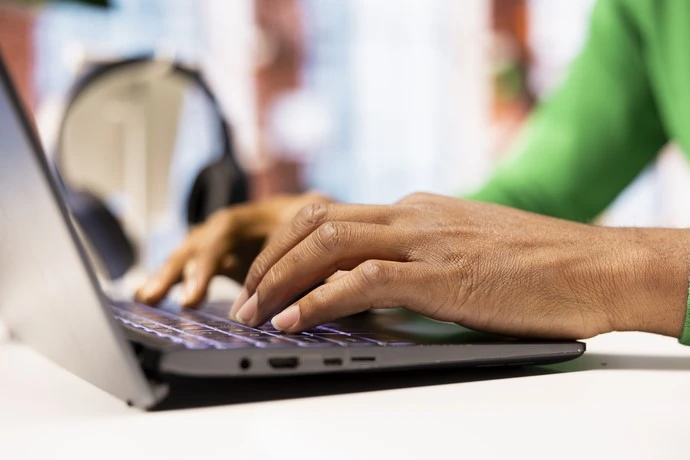 Rédaction de contenu web optimisés et mise en place de stratégies SEO globales Rédacteur et opérateur spécialisé SEO